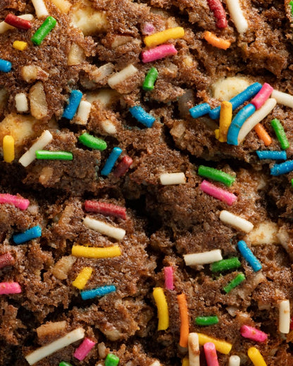 Caja de Galletas Happy Bday - La Divinata, El mejor pastel de Monterrey ahora también en México