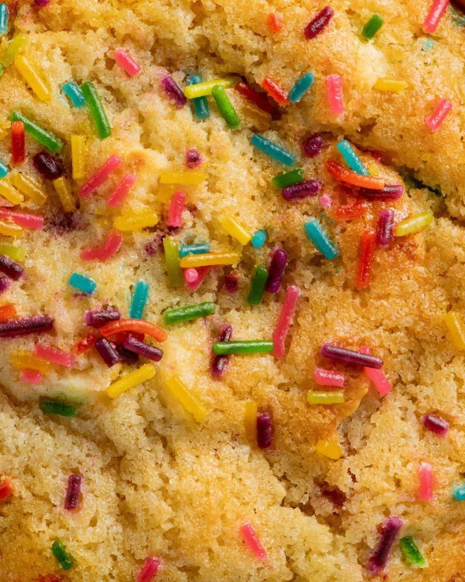 Caja de Galletas Happy Bday - La Divinata, El mejor pastel de Monterrey ahora también en México